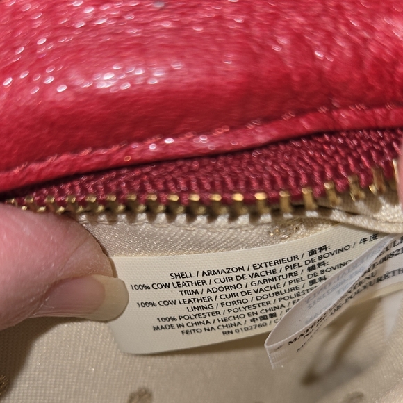 RARE NWOT Kate Spade Briar Lane Quilted Red Leather Wristlet - Fits S24/iPhone - Picture 5 of 11